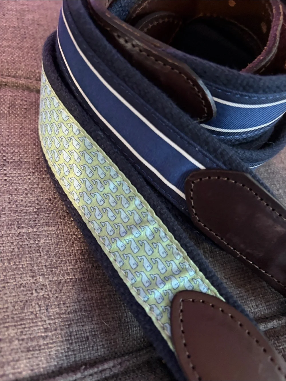 Vineyard Vines Men's Belt bundle two Brown Leather Trim 38 solid brass buckle